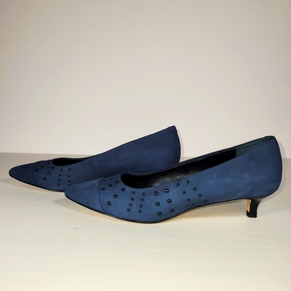 Donald J. Pliner Navy Blue Suede Pumps 6 - Picture 4 of 8